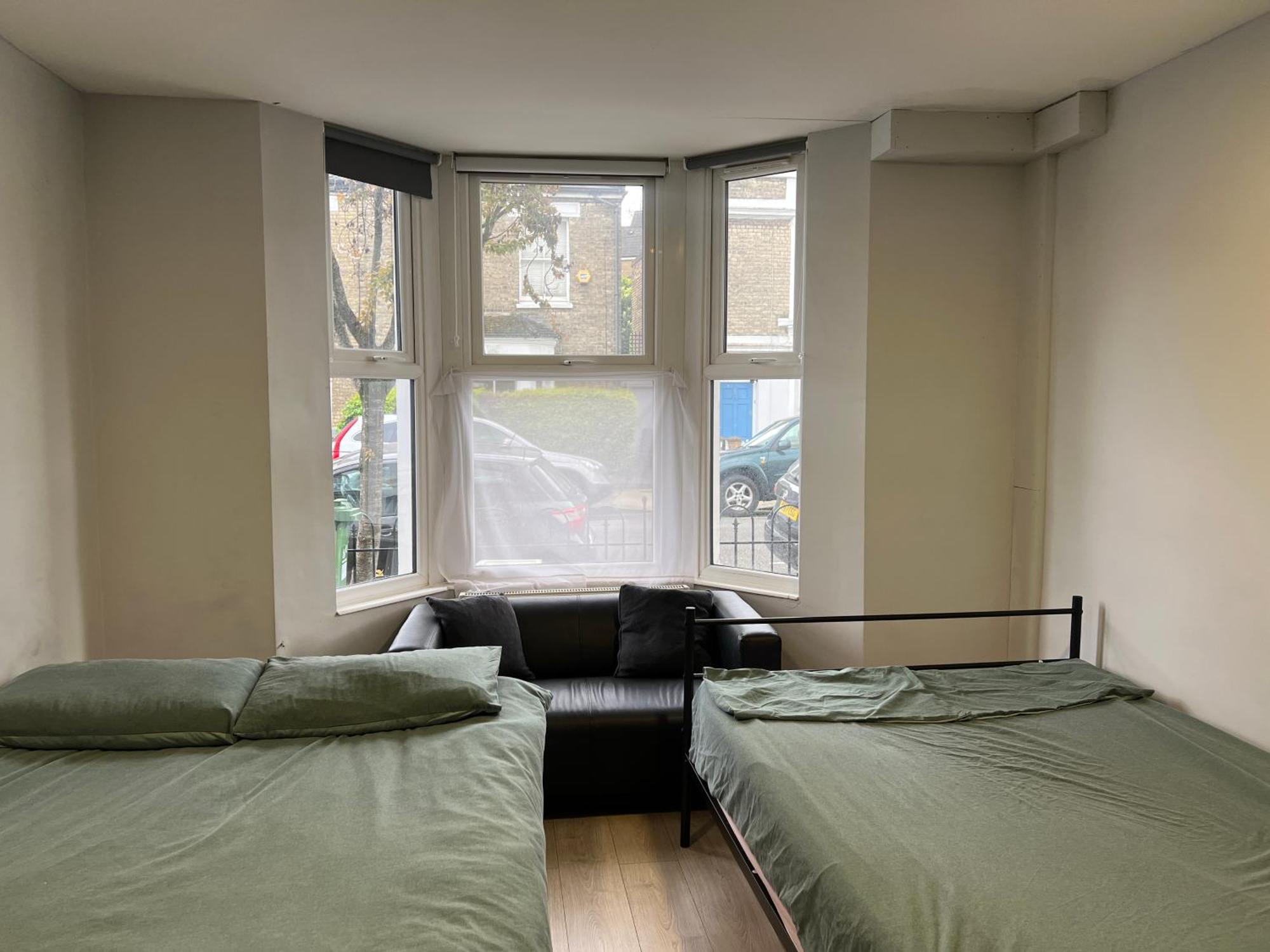 Sterne Street 4 Person Room Лондон Екстер'єр фото